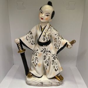 Vintage‎ Japanese Ceramic Samurai w Sword Figurine Japan 8”